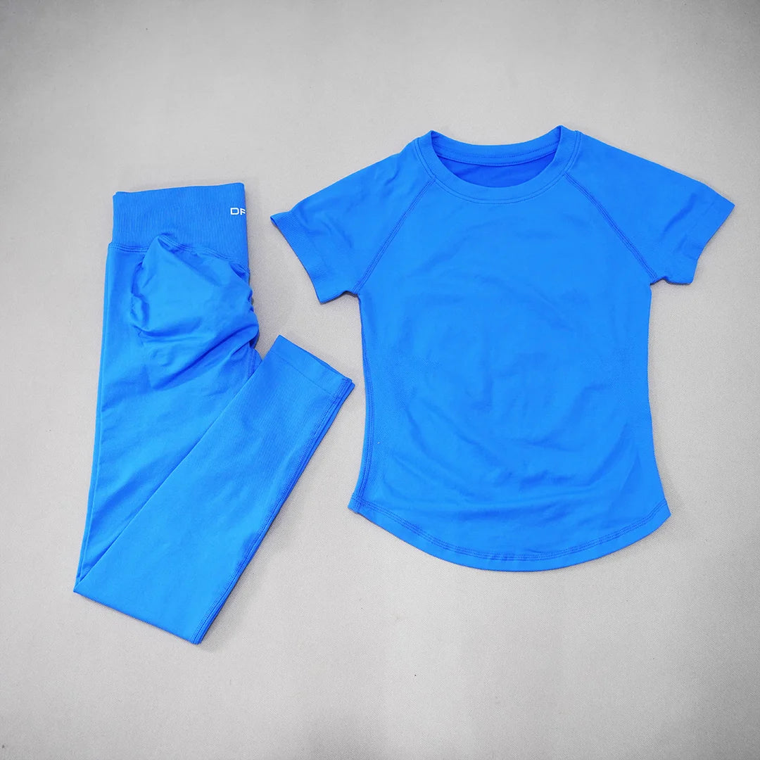 Conjunto deportivo de mujer sin costuras con top de manga corta y leggings