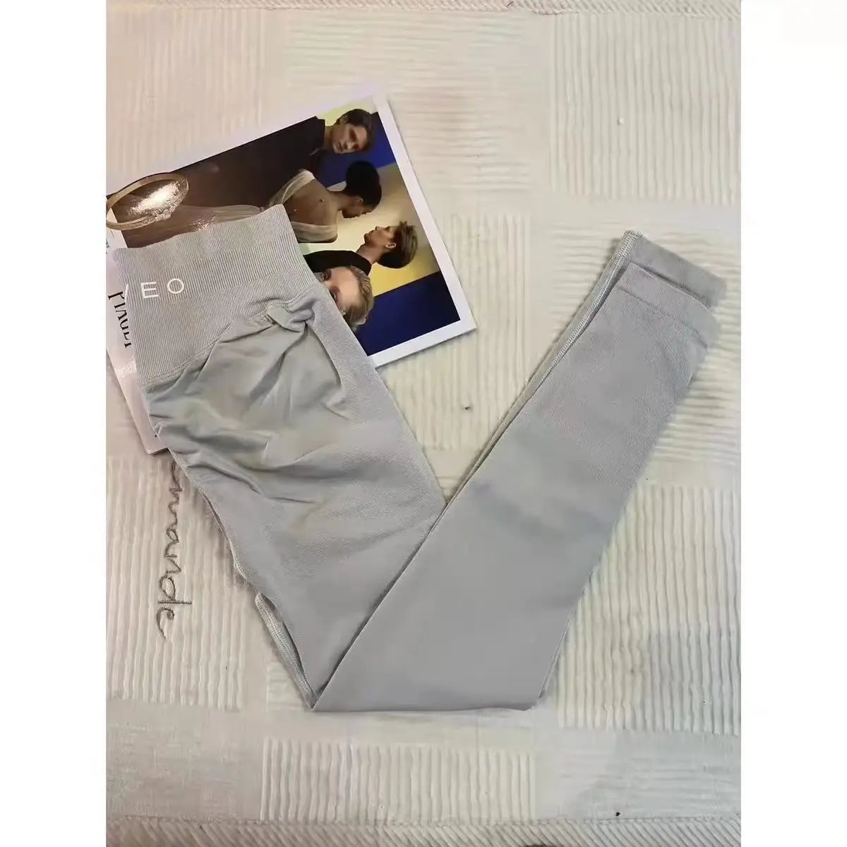 Leggings deportivos para mujer con cintura baja y efecto fruncido