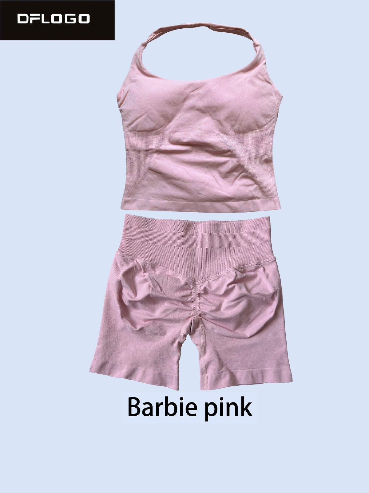 Conjunto deportivo de mujer sin costuras con top halter y short de cintura alta