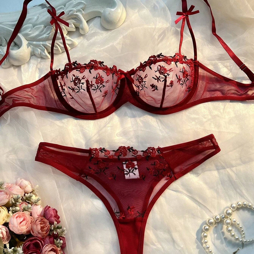 Conjunto de Sujetador y Panty de Encaje Transparente con Bordado Floral