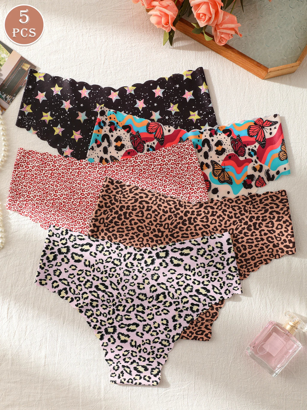 Paquete de 5 panties para mujer, lisos y estampados