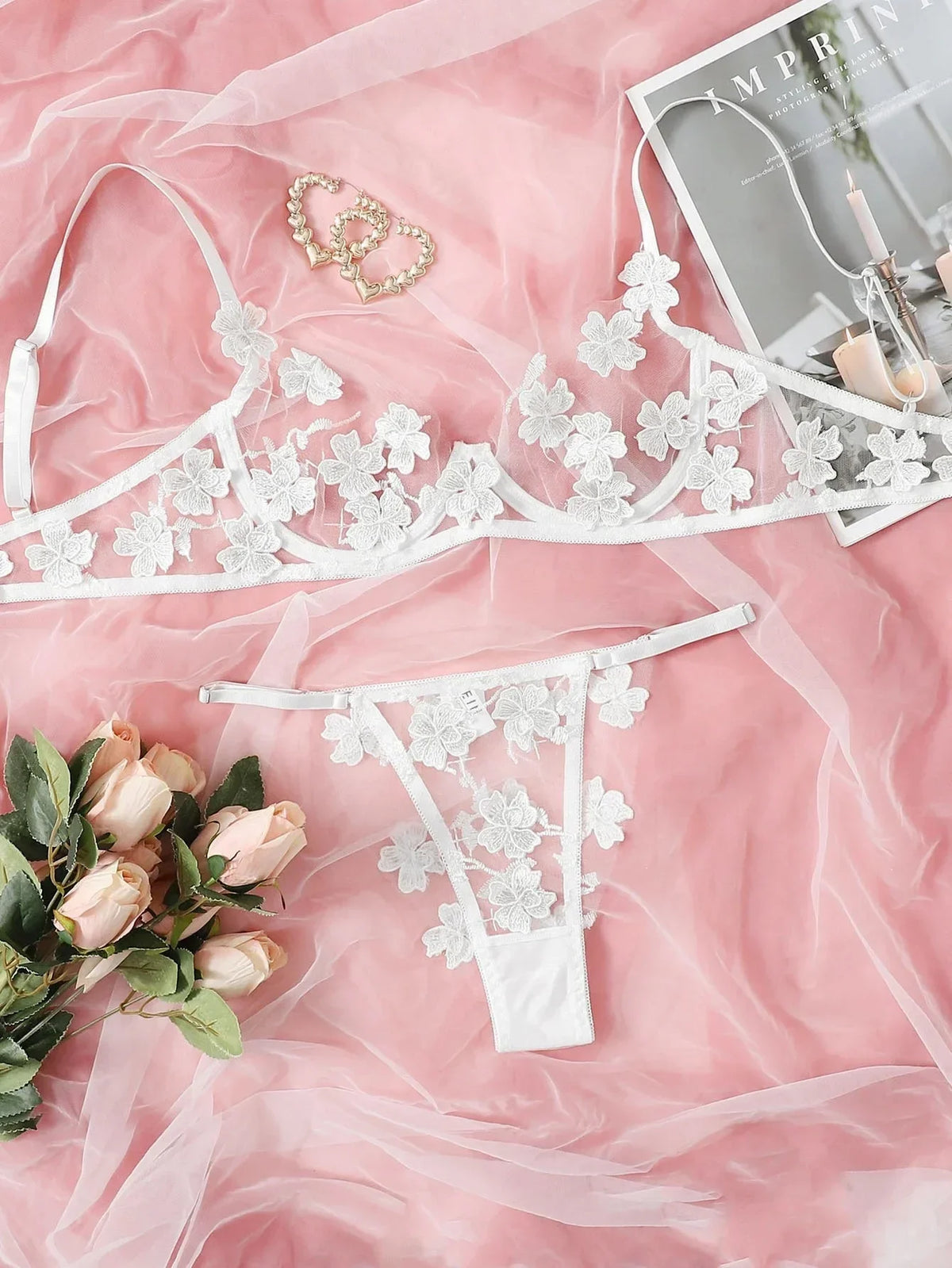 Conjunto de Lencería Floral con Encaje Bordado