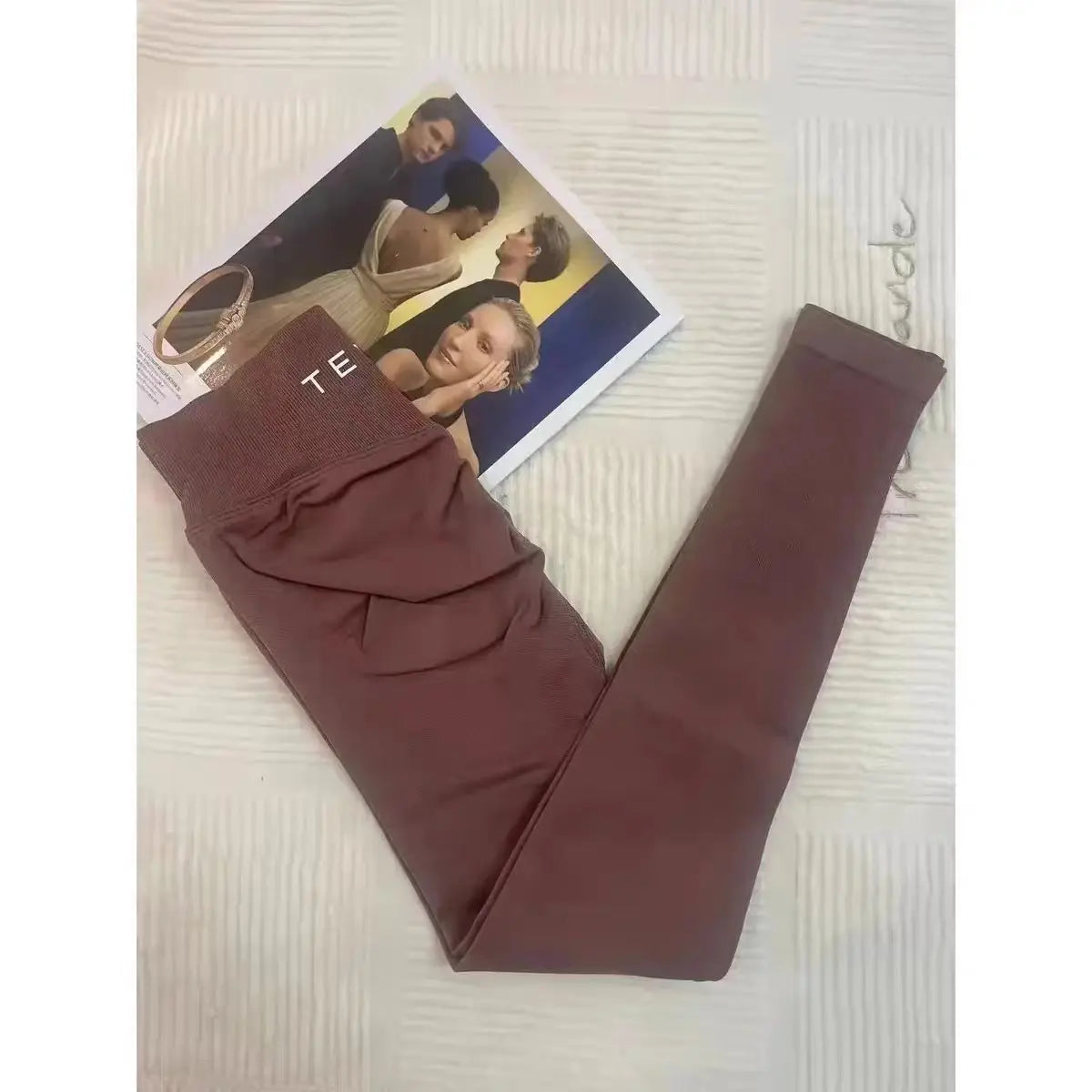 Leggings deportivos para mujer con cintura baja y efecto fruncido