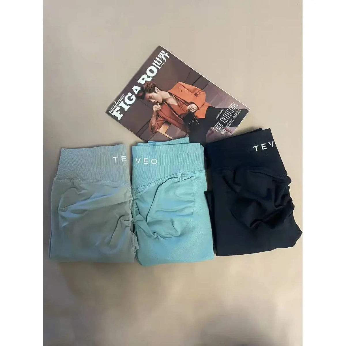 Leggings deportivos para mujer con cintura baja y efecto fruncido