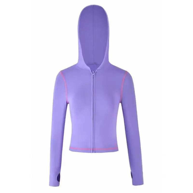 Ropa casual de mujer: tops, pantalones y shorts en varios diseños