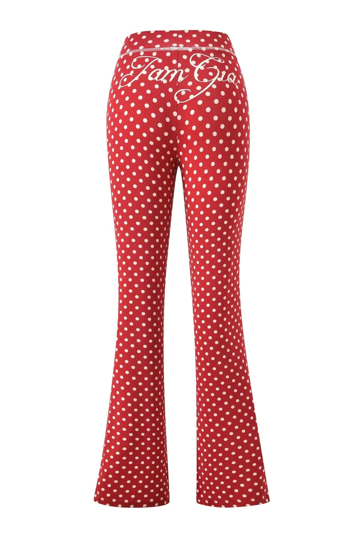 Ropa casual de mujer: tops, pantalones y shorts en varios diseños